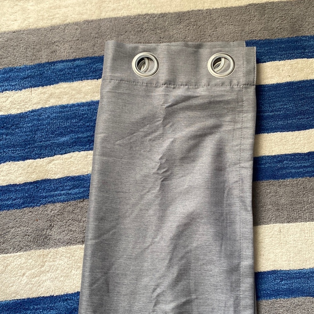 2 Curtain Panels